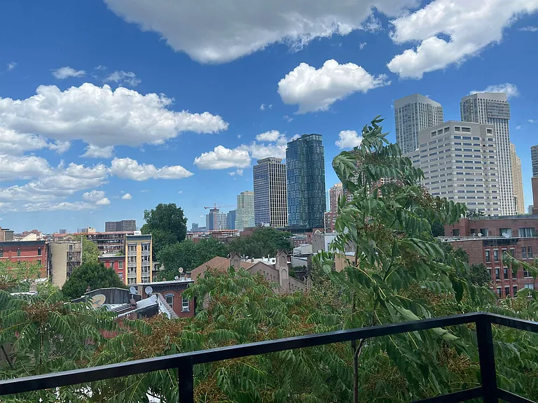 258 Barrow St #Penthouse A — Photo 4