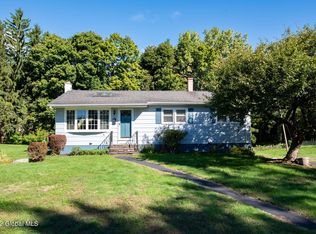 53 Benedict St, Castleton, NY 12033