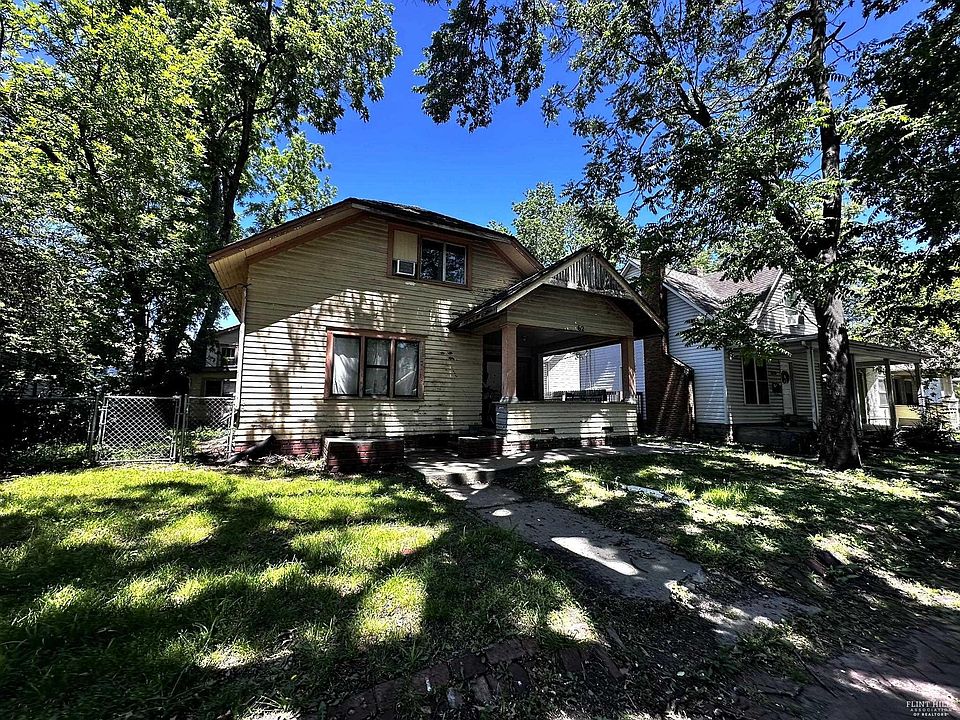 1st image of 624 Bluemont Ave