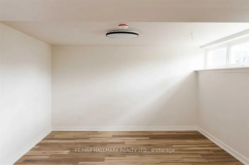 Studio, $1,500 — Photo 2