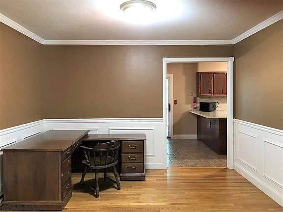 3rd image of 620 Galen Dr