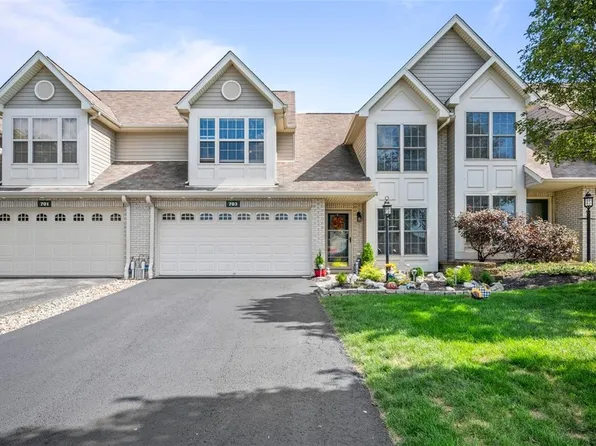 703 Manor Dr, Oakdale, PA 15071