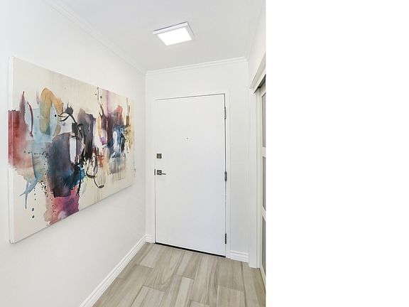 5th image of 1351 N Orange Dr APT 215