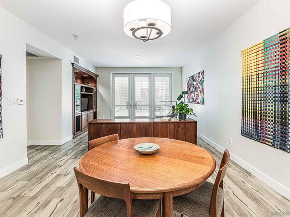 3rd image of 5410 La Jolla Blvd Unit 106