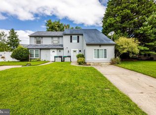 77 Hampton Gate Dr, Sicklerville, NJ 08081