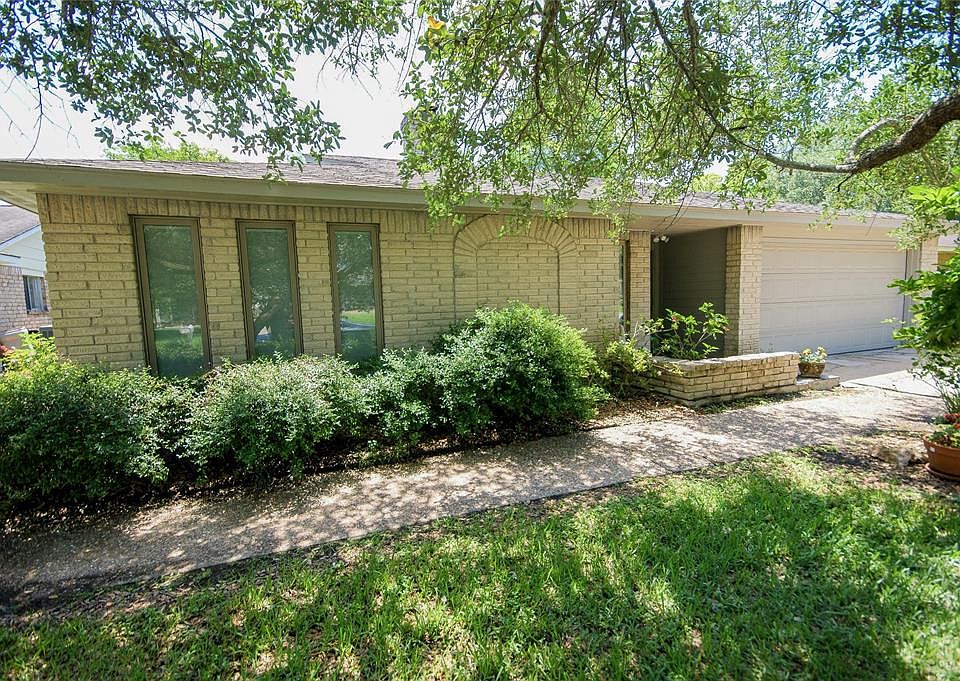 1st image of 3715 Thursa Ln