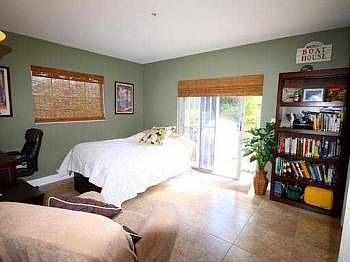 4th image of 1002 Ingraham Ave #A