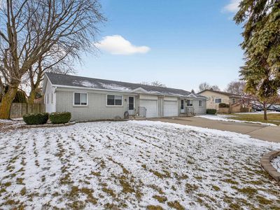 3490 Golfview Dr, Bay City, MI, 48706