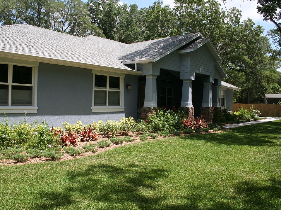 2nd image of 2110 Curry Rd