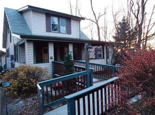 1065 Cherry Hill Rd, Ellwood City, PA 16117