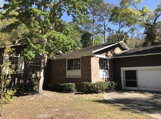 11 Patricia Rd, Yankeetown, FL 34498