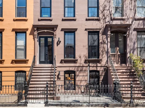 983 Bergen Street image 1 of 16