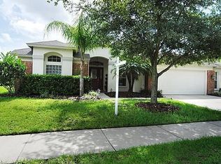 9448 Hunters Pond Dr, Tampa, FL 33647