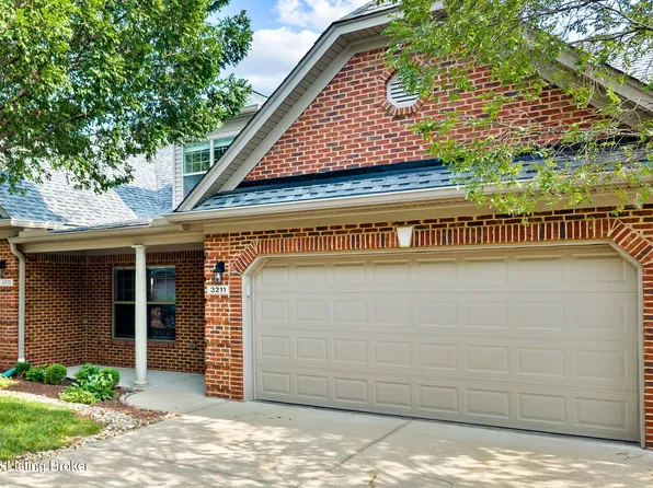 3211 Brittany Pointe Ln, Louisville, KY 40220
