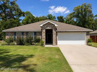 212 Hawthorne Dr, Long Beach, MS 39560