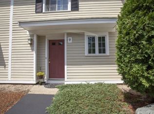 4 Nancy Rd APT 7, South Easton, MA 02375