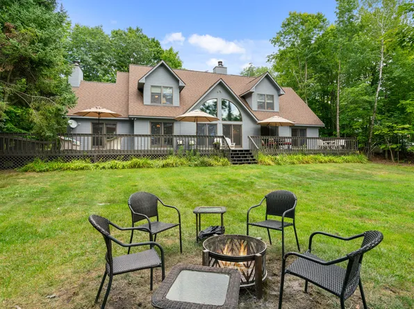 5090 N Bay Way, Cheboygan, MI 49721