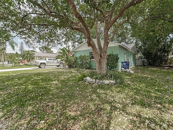 3rd image of 616 65th Avenue Dr W