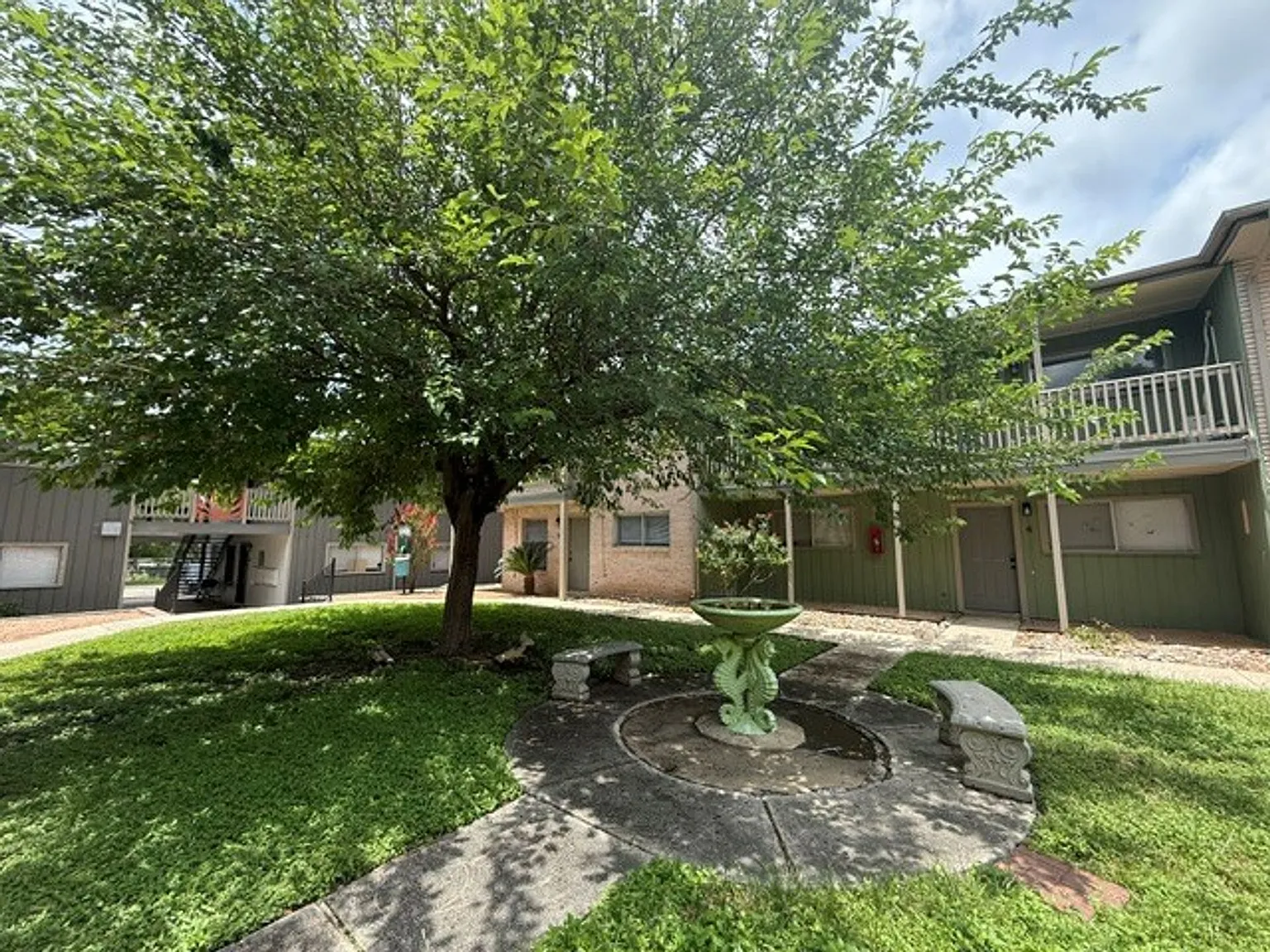 516 Gentleman Road — Photo 1
