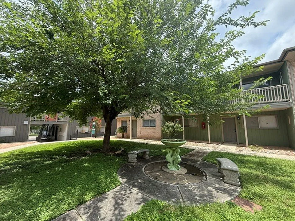 516 Gentleman Road