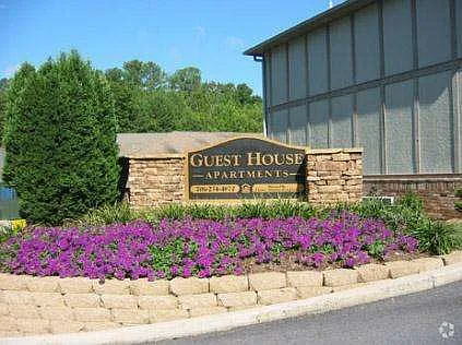 Building Photo - Guest House