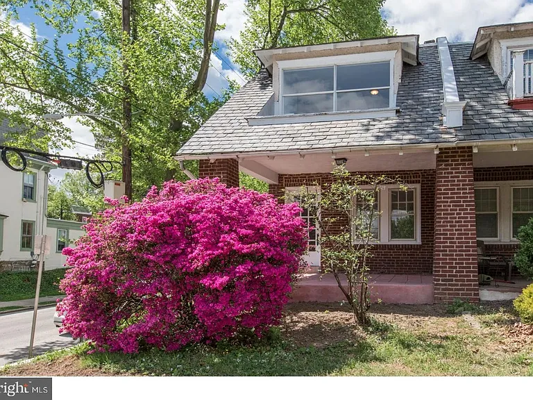 501 E Mount Airy Ave — Photo 50