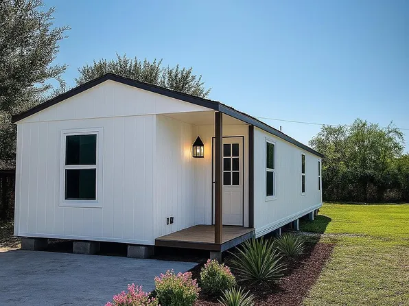 1629 Barcelona Ave, Harlingen, TX 78550