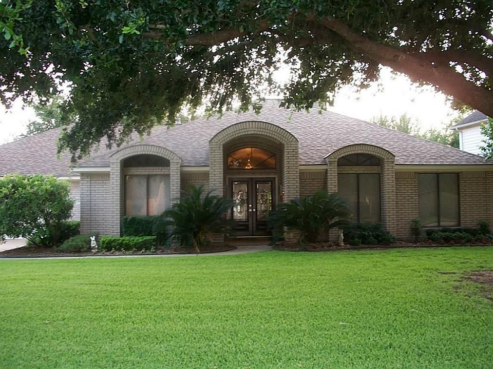 1st image of 4615 Whickham Dr