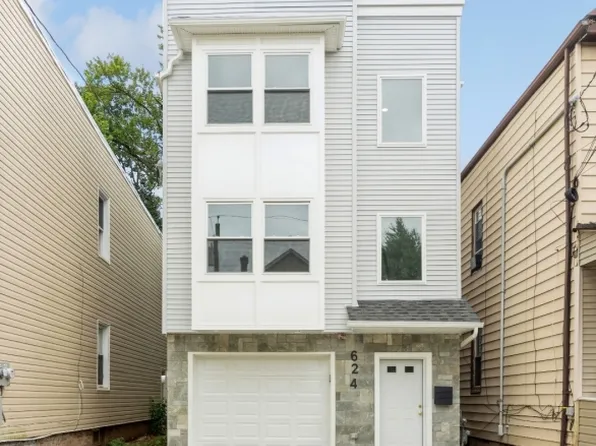 624 Fulton St, Elizabeth City, NJ 07206