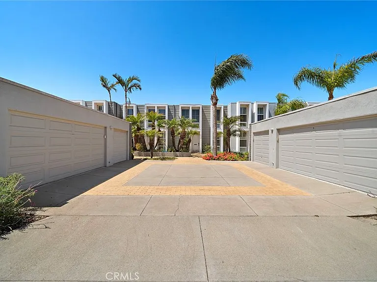 3953 Aladdin Dr — Photo 36