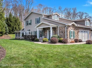 1 Wyndham Rd, Clarks Summit, PA 18411