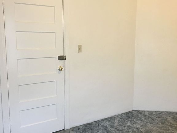 5th image of 415 N 5th St APT 3