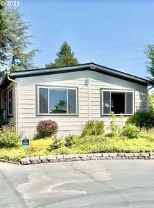 1602 NE Riverside Dr, McMinnville, OR, 97128
