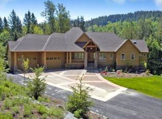 18202 S Sam McGee Dr, Oregon City, OR 97045