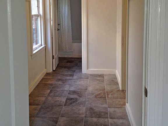 4th image of 1108B Francisco St #B
