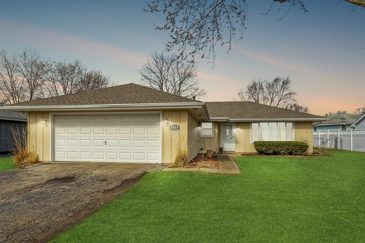 3463 Buck Ave photo 1
