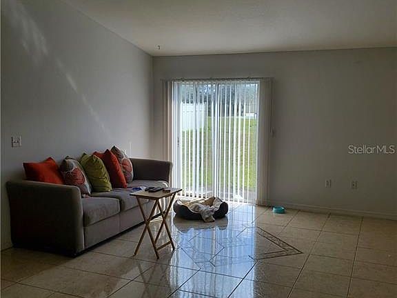 5th image of 706 Swallow Ln