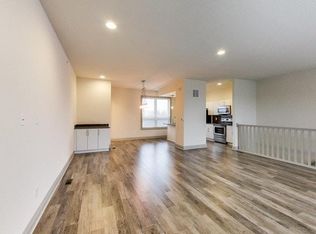 40 W 3rd Ave APT 304, Columbus, OH 43201