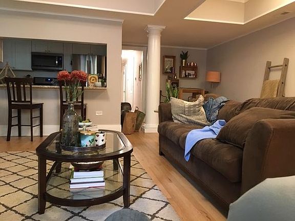2nd image of 1844 N Lincoln Ave #Gdn