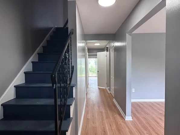 142 Haverford Dr, Wilkes Barre, PA 18702