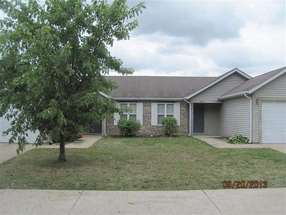 2nd image of 2809 Plaza Ln
