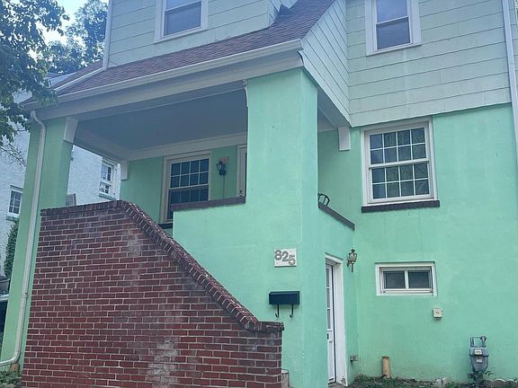 2nd image of 825 Gephart Dr