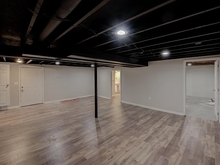 616 N Morse Ave — Photo 15