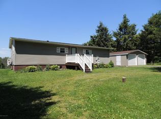 138 Hickory Rd, Sugarloaf, PA 18249