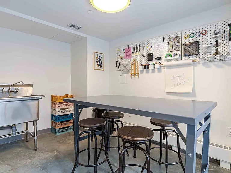 10146 123rd St NW — Photo 44