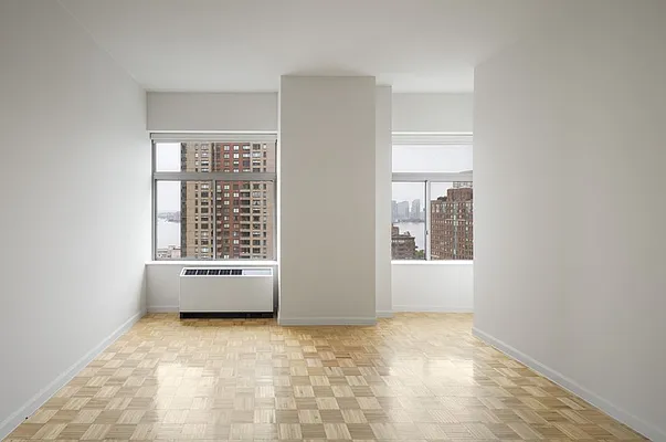 Rented by The Moinian Group | media 42