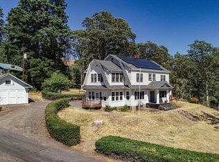 120 J Neils Rd, Klickitat, WA 98628