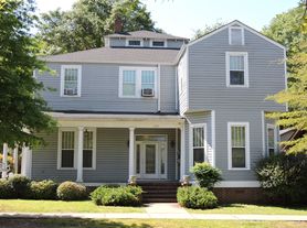 Magnolia House - 1747 Paul W Bryant Drive