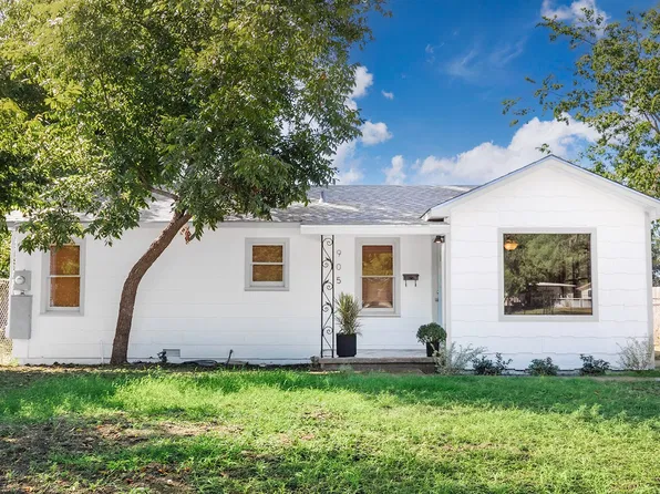 905 Jordan St, Brady, TX 76825