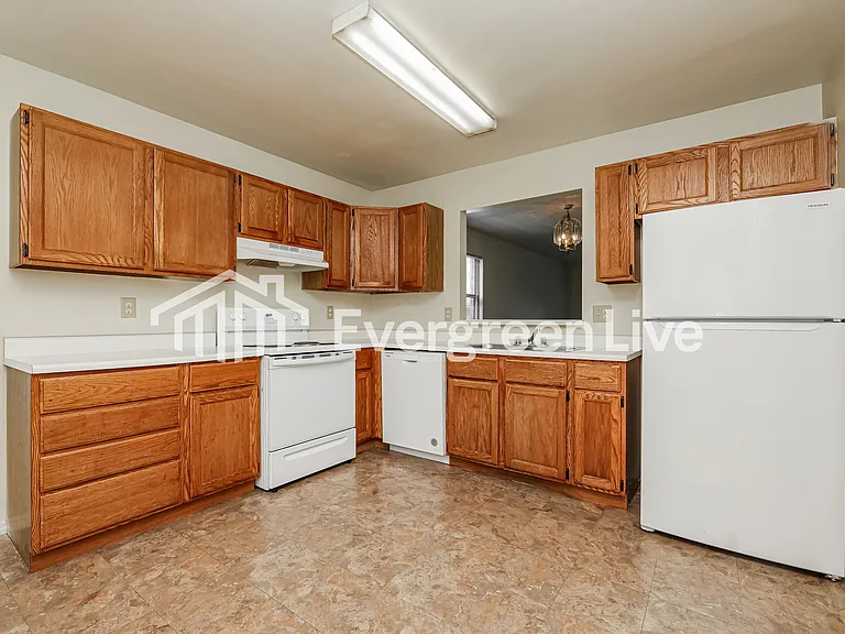6453 Rolling Glen Dr — Photo 6